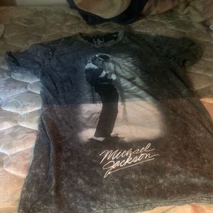 Michael Jackson shirt.